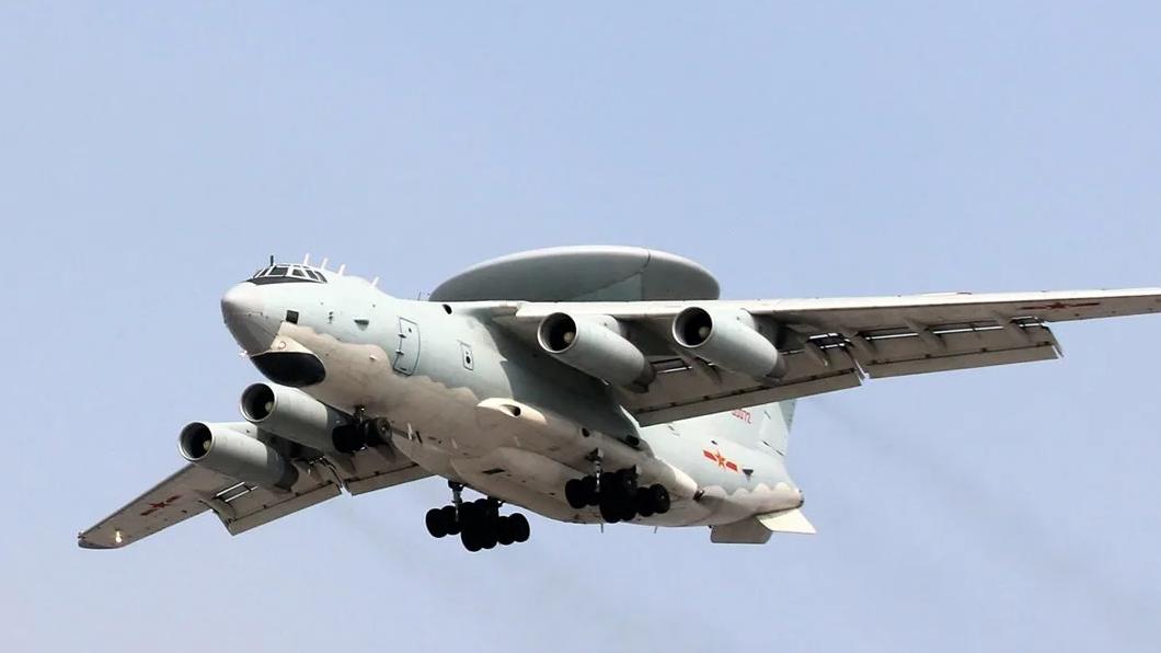 空警預(yù)警機(jī)2000，技術(shù)前沿的空中衛(wèi)士，技術(shù)前沿的空中衛(wèi)士——空警預(yù)警機(jī)2000