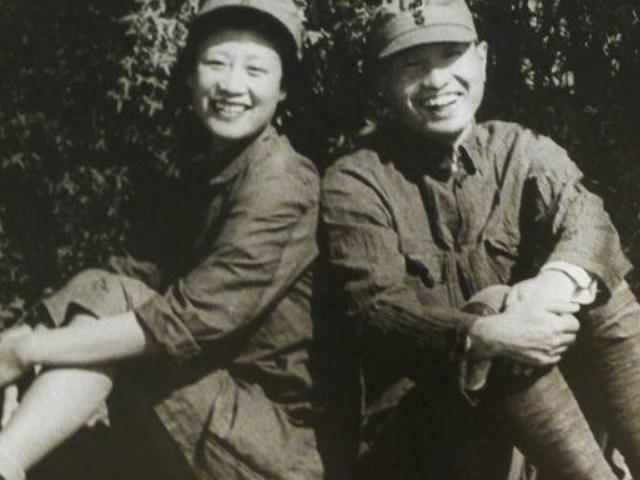 國防部長是干什么的，職責(zé)與重要性解析，國防部長職責(zé)與重要性解析，守護(hù)國家安全的重要角色