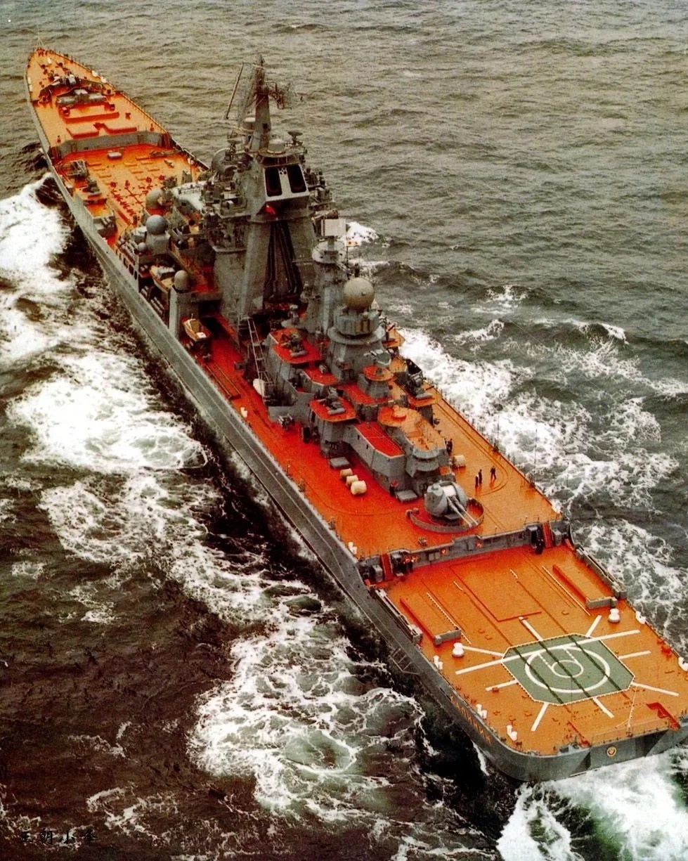 中國(guó)版基洛夫級(jí)巡洋艦，探索未來海上霸主之路，中國(guó)版基洛夫級(jí)巡洋艦，未來海上霸主之路的探索