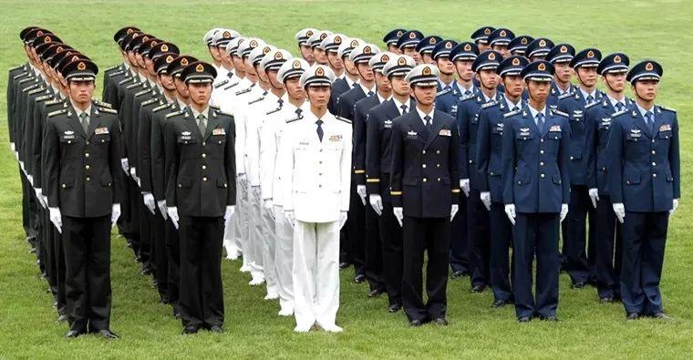 解放軍最新夾克作業(yè)服，設(shè)計特點與優(yōu)勢分析，解放軍最新夾克作業(yè)服設(shè)計特點與優(yōu)勢解析