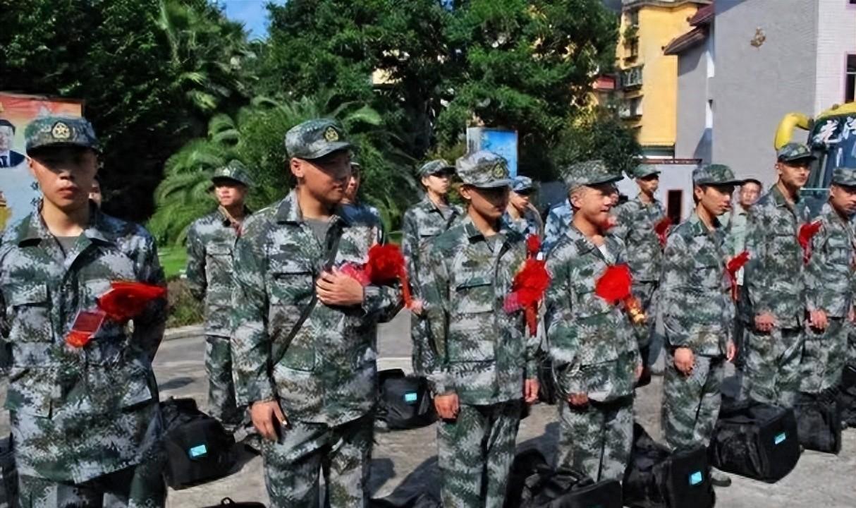 中央軍事委員會組成人員表及其職責(zé)與重要性，中央軍事委員會組成人員表、職責(zé)與重要性解析