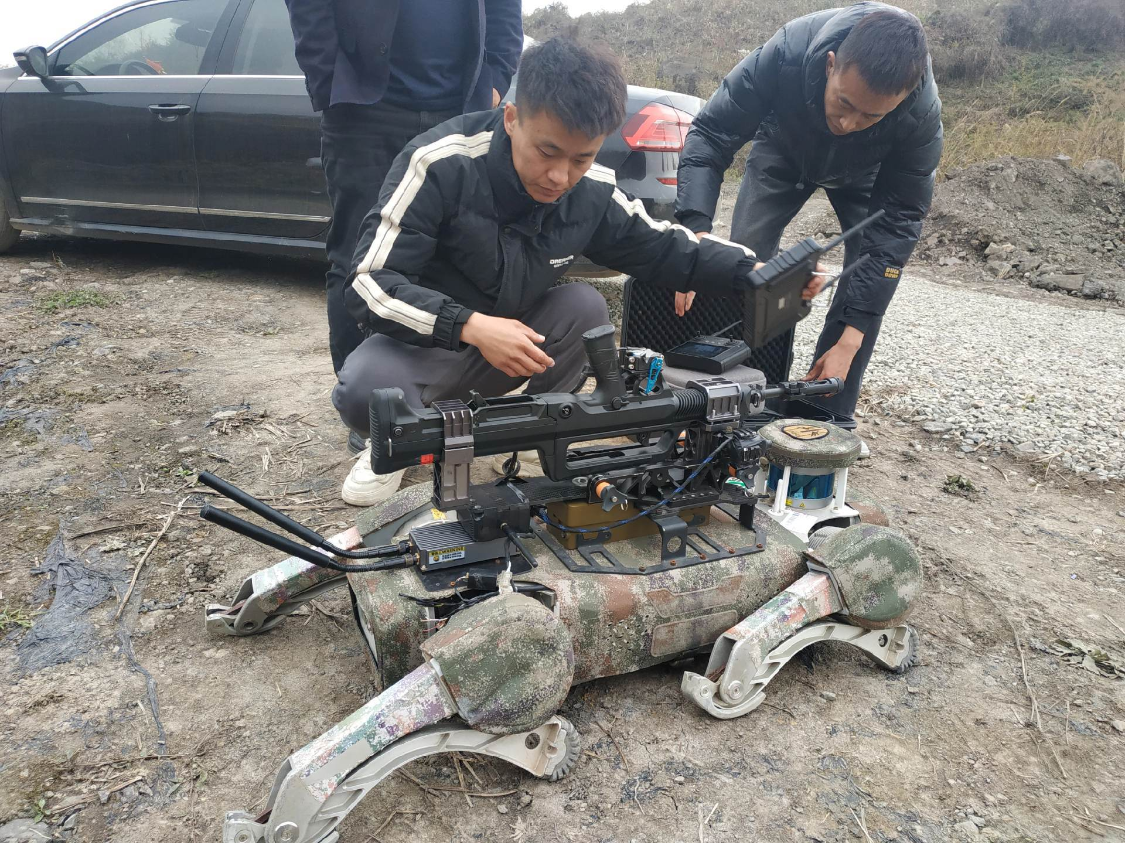 軍用重型防彈盾牌，保護(hù)戰(zhàn)士的生命線(xiàn)，軍用重型防彈盾牌，戰(zhàn)士的生命守護(hù)者