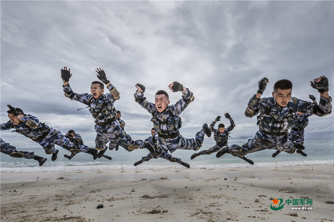 最新軍事圖片高清壁紙，展現(xiàn)現(xiàn)代軍事力量之美，現(xiàn)代軍事力量之美，高清壁紙軍事圖片展示