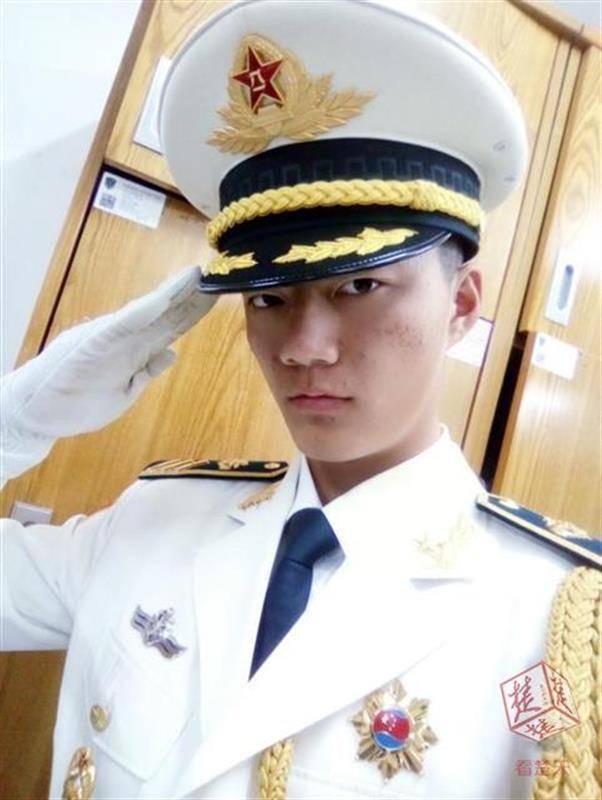 儀仗兵退伍后的后遺癥，關(guān)注與應(yīng)對(duì)，儀仗兵退伍后的后遺癥，關(guān)注與應(yīng)對(duì)策略