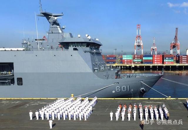 中國海軍節(jié)閱兵，展現(xiàn)中國力量的壯麗畫卷——紀念中國海軍節(jié)2022年盛大閱兵活動，中國海軍節(jié)盛大閱兵，展現(xiàn)力量與榮耀的壯麗畫卷 2022年紀念活動回顧