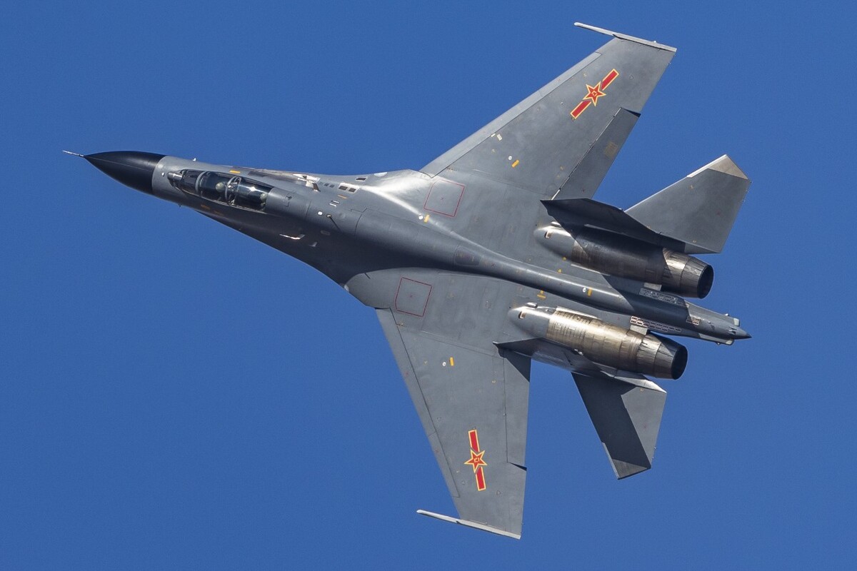 殲-11戰(zhàn)斗機(jī)深度解析資料，殲-11戰(zhàn)斗機(jī)深度解析與性能探討