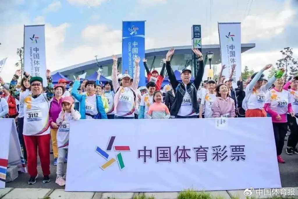 新澳門一碼一肖一特一中鳳凰體育彩票——探索彩票背后的秘密，新澳門彩票背后的秘密，一碼一肖一特一中與鳳凰體育彩票解析