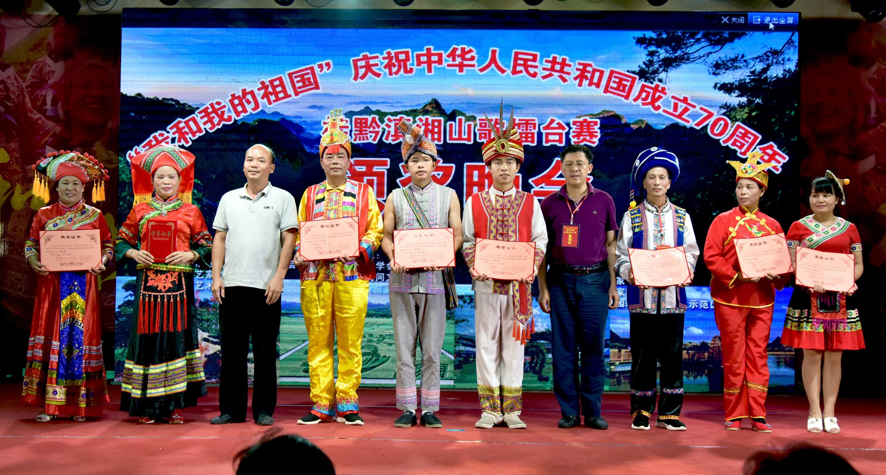 王中王免費(fèi)四肖選一肖，揭秘真相與策略，王中王免費(fèi)四肖選一肖，真相揭秘與策略探討