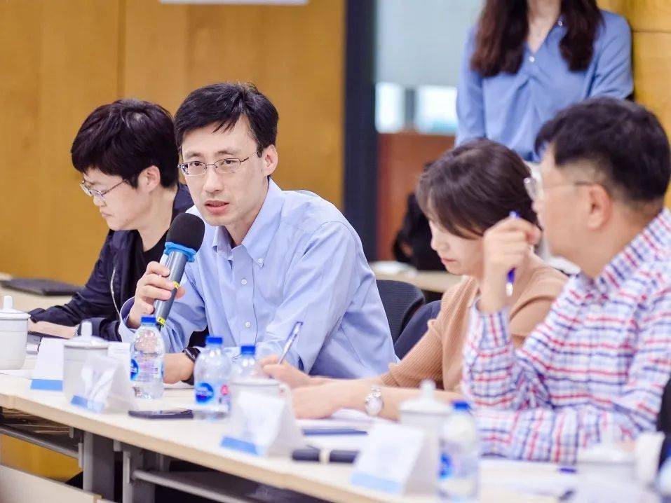 王中王一肖中持嗎？深度解析背后的故事與真相，揭秘王中王一肖背后的故事與真相，深度解析與真相探討