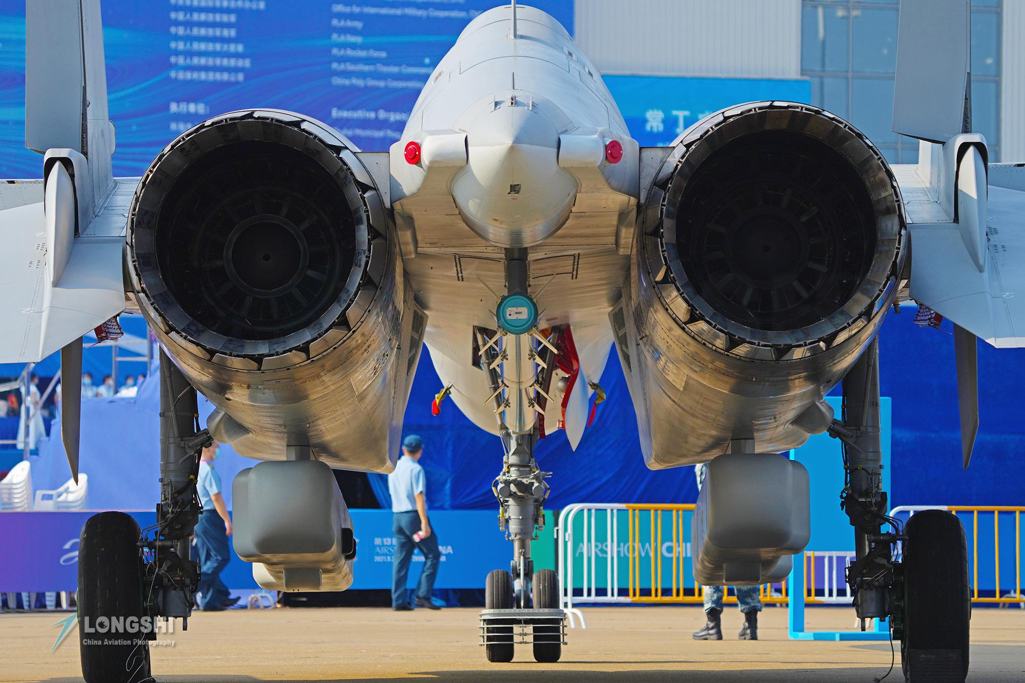 揭秘殲-16D電子戰(zhàn)飛機(jī)，空中電子戰(zhàn)領(lǐng)域的嶄新里程碑，揭秘殲-16D電子戰(zhàn)飛機(jī)，空中電子戰(zhàn)領(lǐng)域的全新里程碑