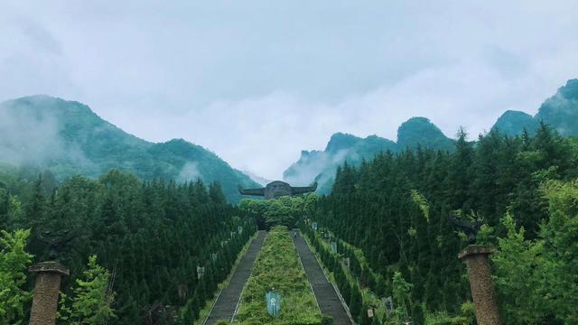 湖北神農(nóng)架旅游景點(diǎn)介紹——探秘自然之美的絕佳去處，湖北神農(nóng)架探秘自然之美，絕佳旅游景點(diǎn)介紹