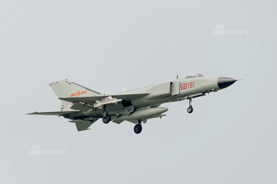 殲8戰(zhàn)斗機(jī)參數(shù)詳解，殲8戰(zhàn)斗機(jī)性能參數(shù)全面解析