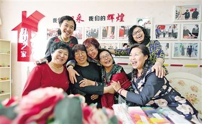 管家婆官網(wǎng)，一站式財(cái)務(wù)管理解決方案的領(lǐng)先平臺(tái)，管家婆官網(wǎng)，領(lǐng)先的一站式財(cái)務(wù)管理解決方案平臺(tái)