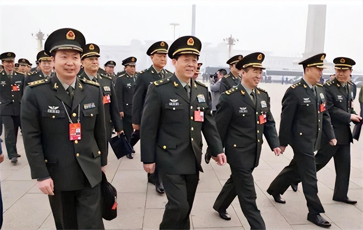 七大軍區(qū)總司令及其歷史背景簡介，七大軍區(qū)總司令及其歷史背景概覽