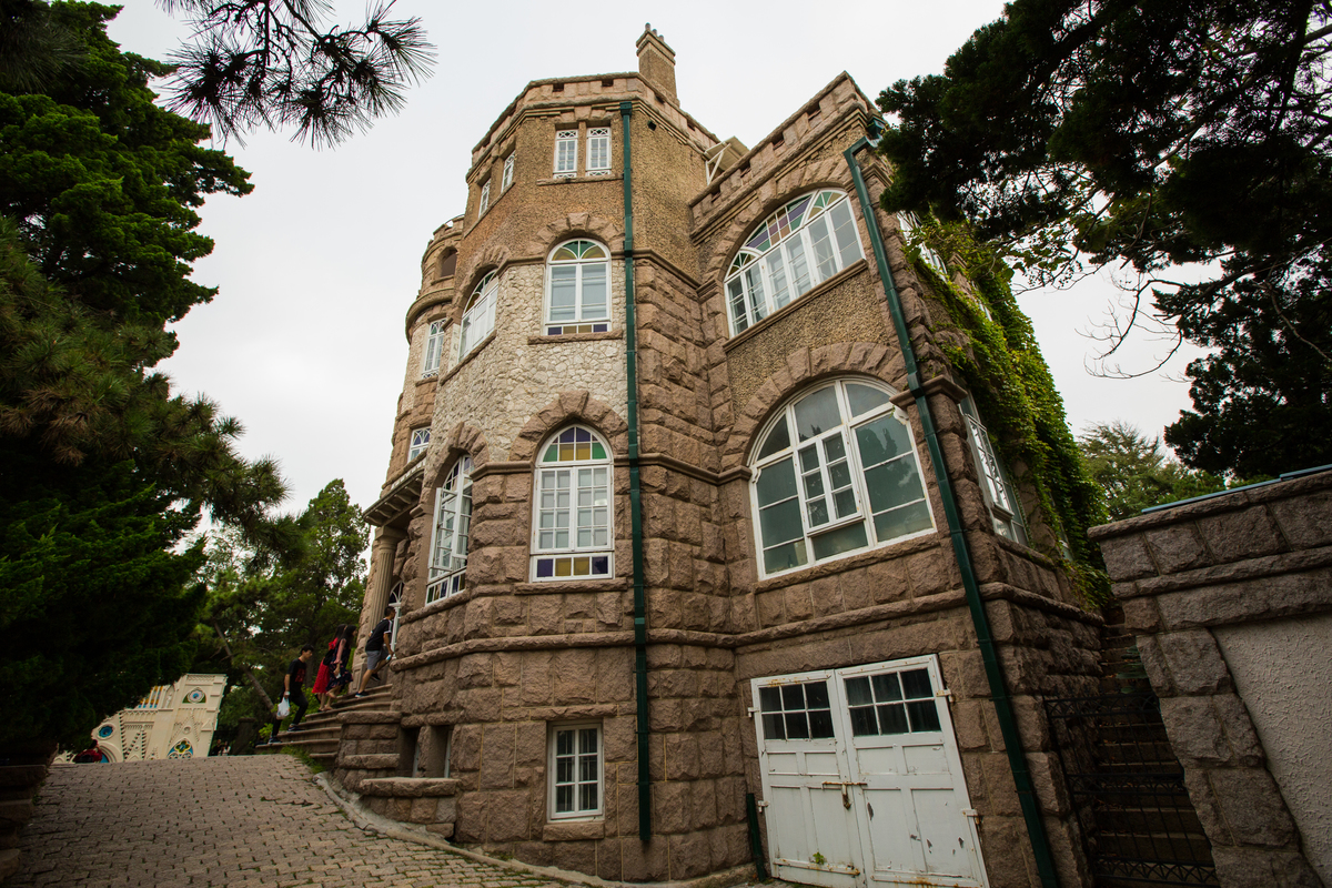 青島八大關，歷史與風景的完美融合，青島八大關，歷史與風景的和諧交融