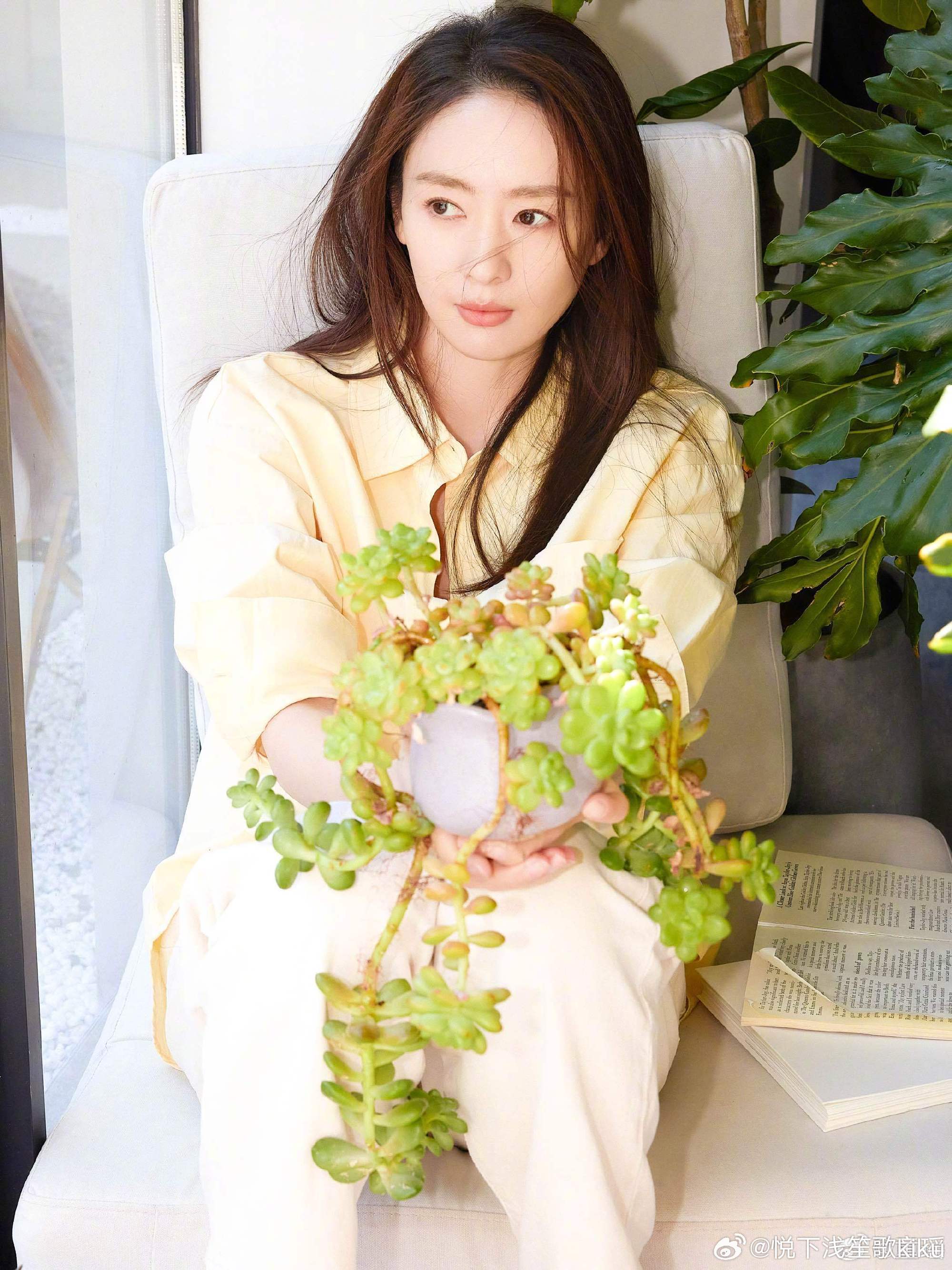 童瑤演的全部作品，一位才華橫溢的演員的輝煌歷程，童瑤的演藝之路，才華橫溢的演員輝煌歷程與作品回顧