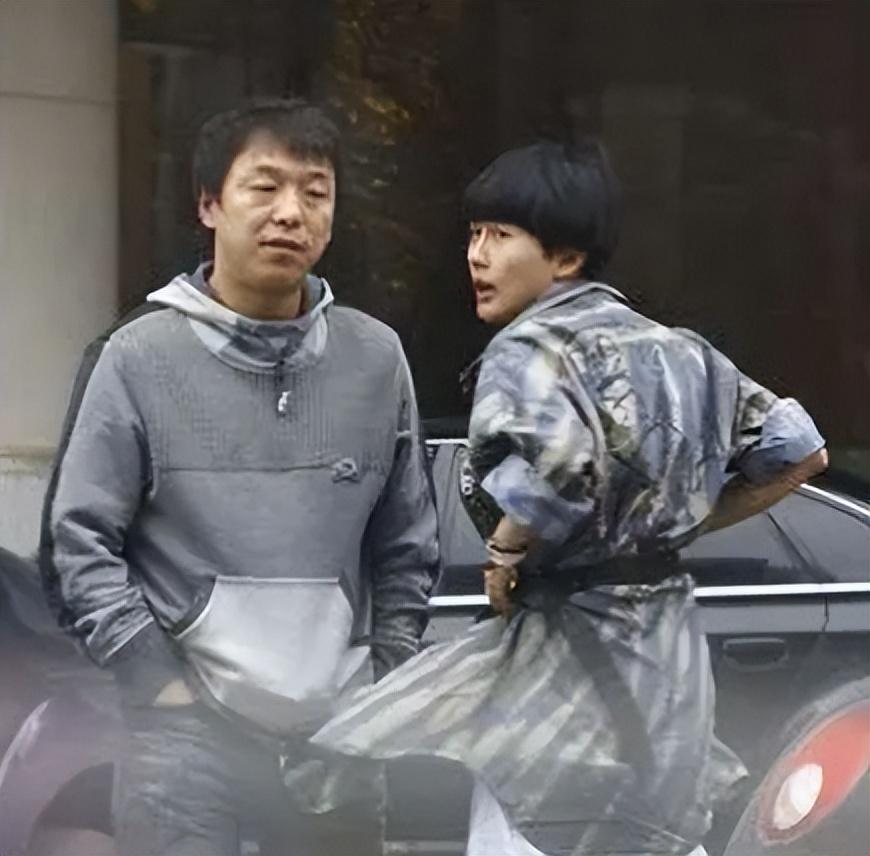 黃渤老婆的個(gè)人資料，揭秘背后的神秘面紗，黃渤老婆神秘面紗揭秘，個(gè)人資料顯示其非凡魅力