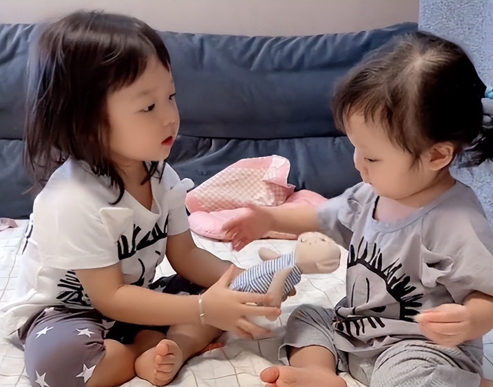 朱兩只吖秈秈個人資料，一位引人注目的個人簡介，朱兩只吖秈秈的引人注目個人簡介與資料