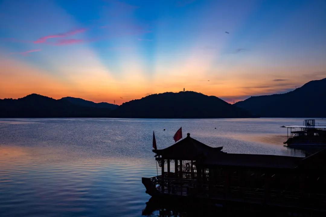 探索未知，去哪里玩，尋找你的旅行靈感，探索未知之旅，尋找旅行靈感的目的地探索