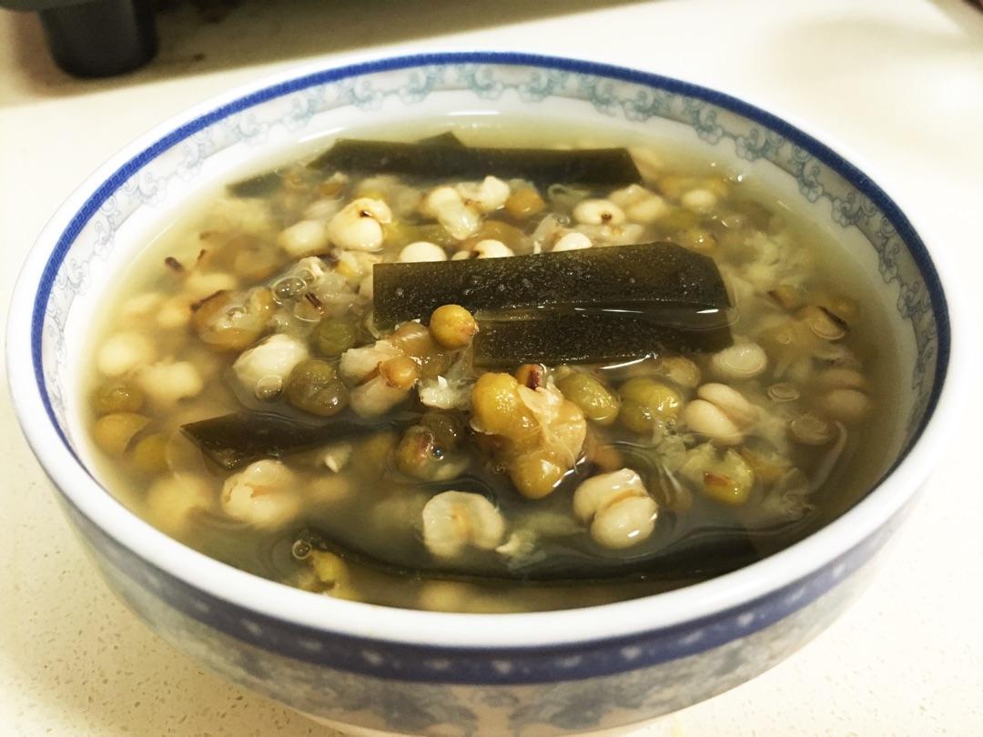 痤瘡的預(yù)防方法，全方位守護(hù)你的肌膚健康，全方位預(yù)防痤瘡，守護(hù)肌膚健康之道