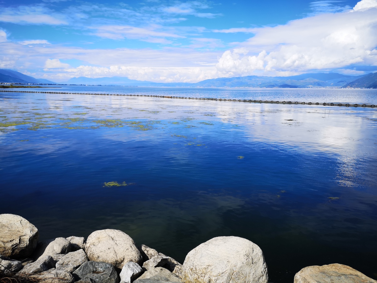 云南大理洱海，自然之美與人文的交融，云南大理洱海，自然與人文的和諧交融之美
