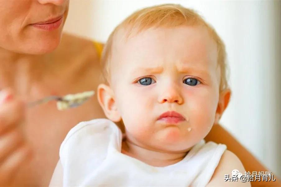 積食咳嗽與肺熱咳嗽的區(qū)別，深入理解兩種咳嗽的不同表現(xiàn)與癥狀，積食咳嗽與肺熱咳嗽的區(qū)別解析，深入理解兩種咳嗽的癥狀與表現(xiàn)