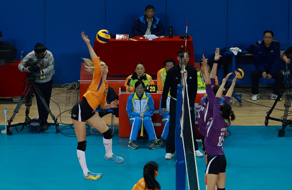 王中王四肖選一碼首頁，揭秘彩票背后的秘密與策略，揭秘彩票背后的秘密與策略，王中王四肖選一碼首頁解析