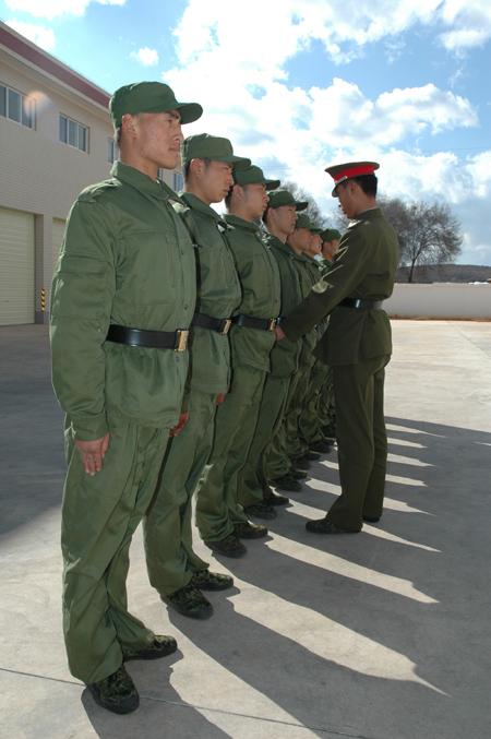 現(xiàn)在參軍的條件和要求，全面解讀招募政策，全面解讀招募政策，現(xiàn)役參軍的條件和要求詳解