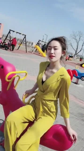 探索李小璐的魅力，一個無法忽視的好玩存在，李小璐的魅力探索，不容忽視的耀眼存在