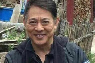 甲亢病的癥狀及其影響，深入了解與應(yīng)對(duì)，甲亢病的癥狀與影響，全面深入了解與應(yīng)對(duì)之策