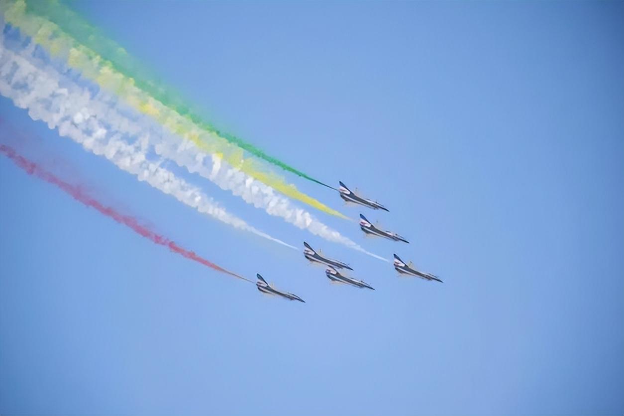 中國戰(zhàn)斗機(jī)殲-35，性能卓越的前沿戰(zhàn)斗力量，中國殲-35戰(zhàn)斗機(jī)，卓越性能的前沿戰(zhàn)斗力量