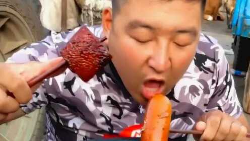 多少女星吃了文二哥的火腿腸，揭秘背后的故事，揭秘女星與文二哥火腿腸背后的故事