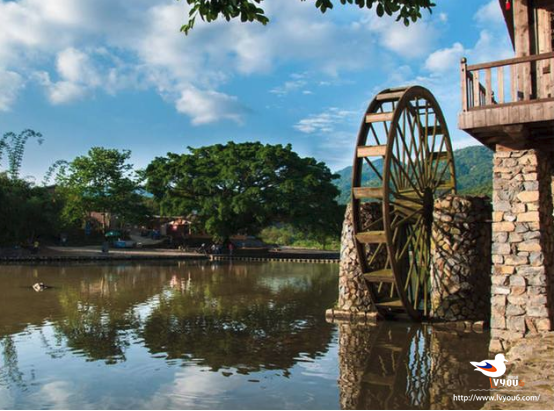 南方旅游，探索美麗的秘境，體驗(yàn)獨(dú)特的文化，南方旅游探秘，領(lǐng)略獨(dú)特文化，發(fā)現(xiàn)美麗秘境