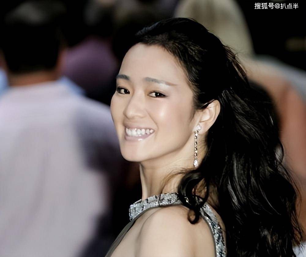 鞏俐個人簡歷資料國籍，一位國際影星的閃耀人生，鞏俐，國際影星的閃耀人生與國籍揭秘