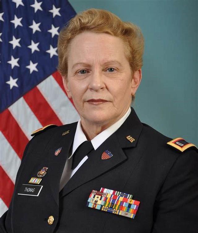 上將工資揭秘，一個(gè)月究竟能掙多少錢？，上將工資揭秘，月收入究竟有多少？