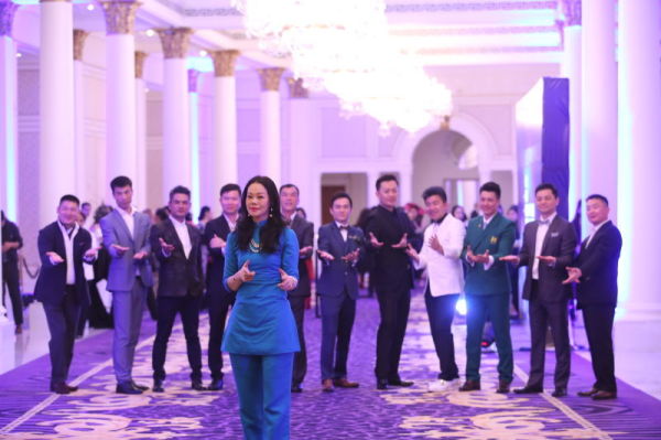 六肖期期中特一王中王，揭秘生肖運勢與成功秘訣，揭秘生肖運勢與成功秘訣，六肖期期中特一王中王的秘密探尋