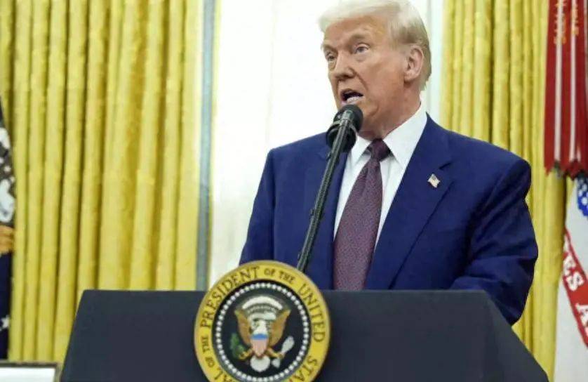 新澳門精準(zhǔn)四肖期期中特公開，探索澳門博彩文化中的獨(dú)特魅力，澳門博彩文化獨(dú)特魅力探索，精準(zhǔn)四肖期期中特公開