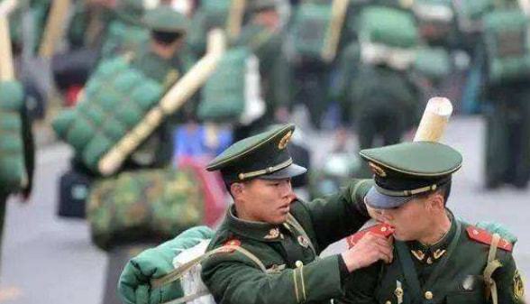 大學(xué)生當(dāng)兵需要什么條件，大學(xué)生當(dāng)兵的條件與要求，全面解讀報名資格