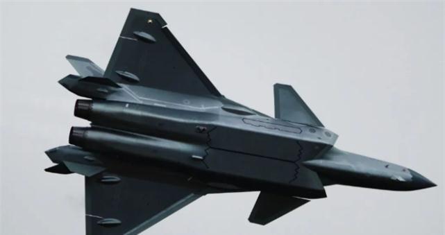 六代機(jī)首飛殲-20，中國(guó)航空工業(yè)的里程碑事件，中國(guó)航空工業(yè)的里程碑，殲-20六代機(jī)首飛成功