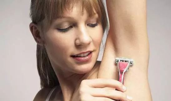 女生是否有必要脫腋毛？全面解析脫毛的利弊與選擇，女生是否應(yīng)該脫腋毛？全面探討脫毛的優(yōu)缺點(diǎn)與選擇