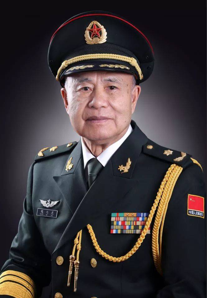上將一年能賺100萬嗎？深度解析軍事官員薪資與待遇，軍事官員薪資深度解析，上將一年能否賺取100萬？