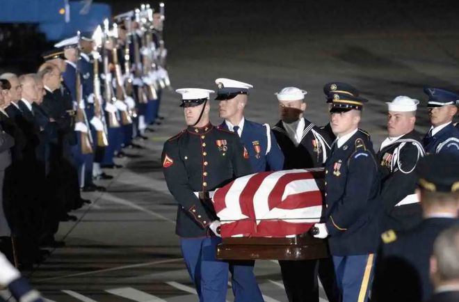 上將退休工資八十萬，解析與探討，上將退休工資八十萬，深度解析與探討