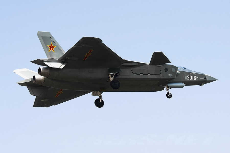 殲-20戰(zhàn)斗機(jī)有多少架，揭秘中國空軍最新隱身戰(zhàn)機(jī)的數(shù)量與實(shí)力，揭秘中國空軍殲-20隱身戰(zhàn)機(jī)數(shù)量與實(shí)力，實(shí)力究竟如何？