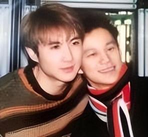 揭秘沈騰老婆照片背后的故事，沈騰老婆照片背后的故事揭秘